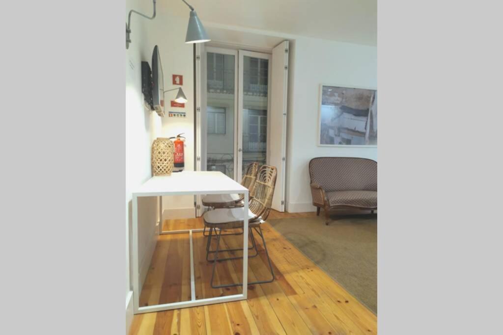 Lisbon Combro 77 Charming Studios By Get Your Stay Bagian luar foto