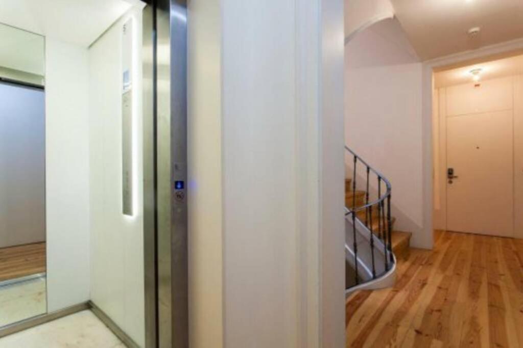 Lisbon Combro 77 Charming Studios By Get Your Stay Bagian luar foto